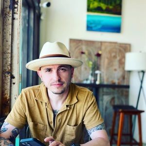 Meet your Posher, Zach